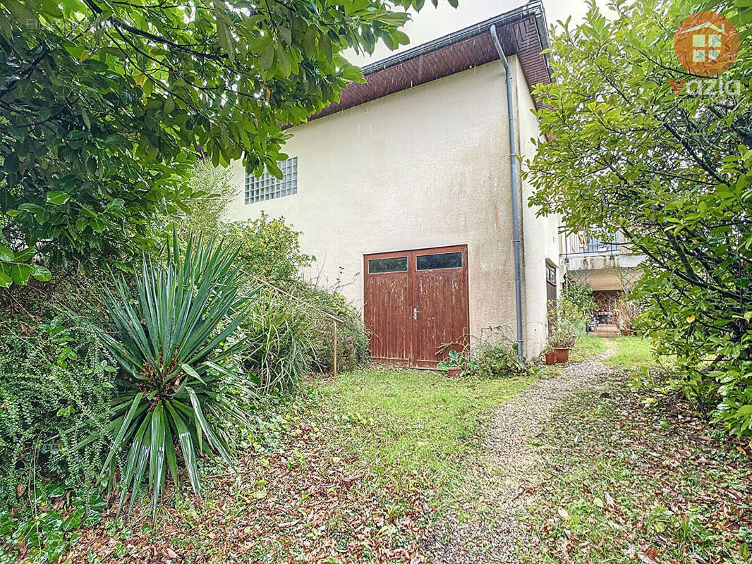 Maison à COARRAZE