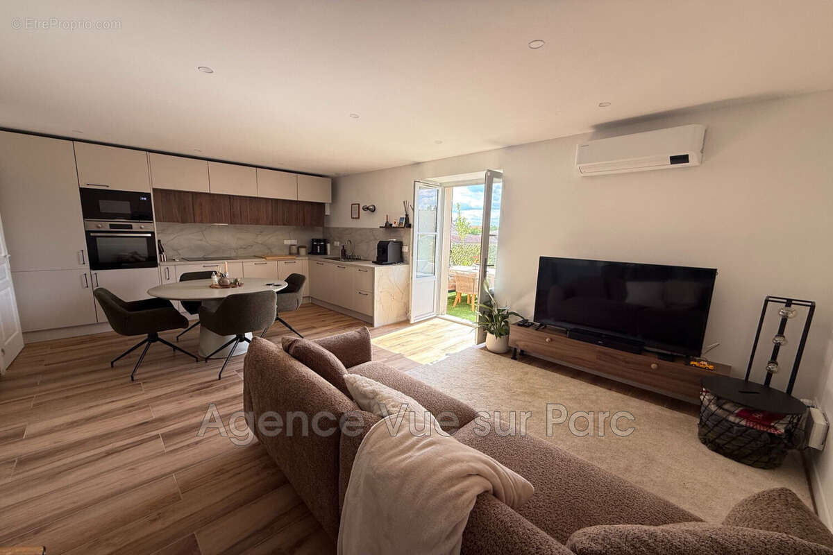 Appartement à CHAPONOST