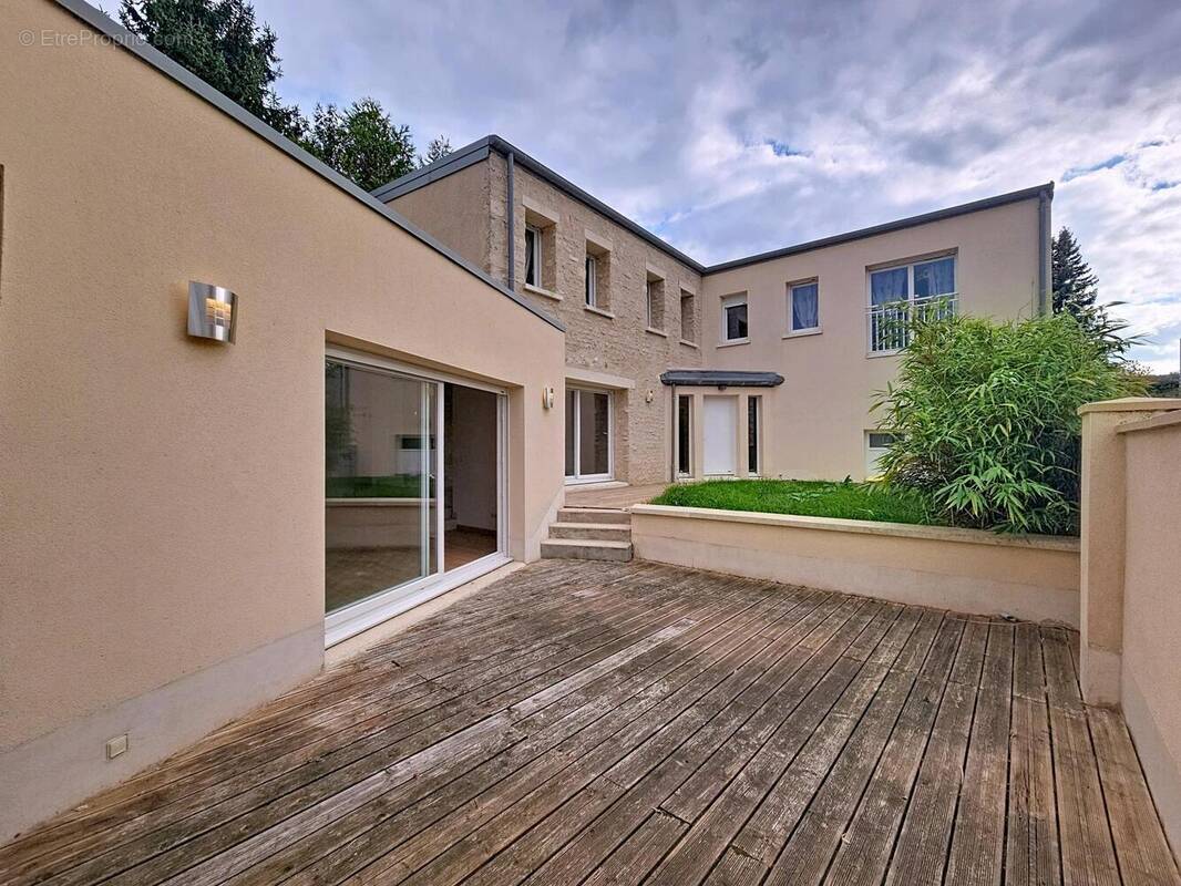 Photo 1 - Maison à CONCEVREUX