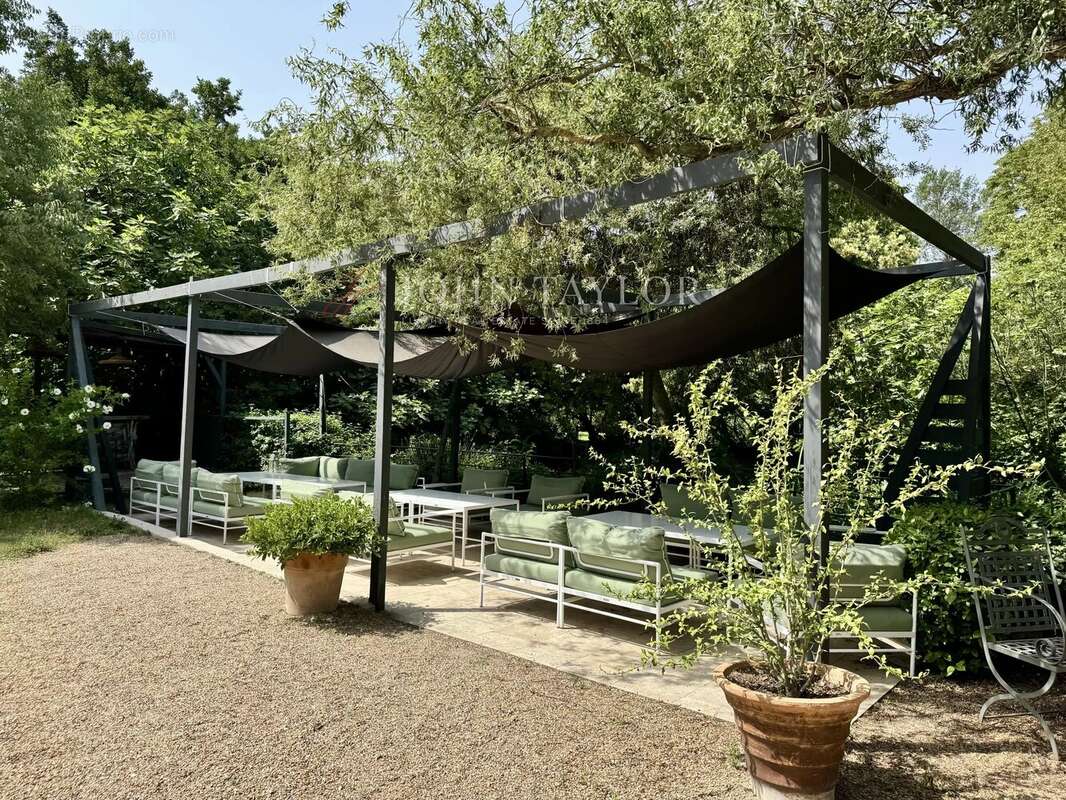 Vente bastide authentique du XVIe siècle – Cœur du Port de Sorgues - photo 8