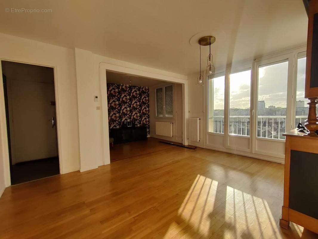 Appartement à LE PETIT-QUEVILLY