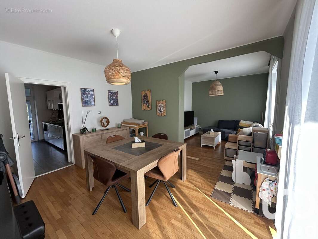 Photo 2 - Maison à MAIZIERES-LES-METZ