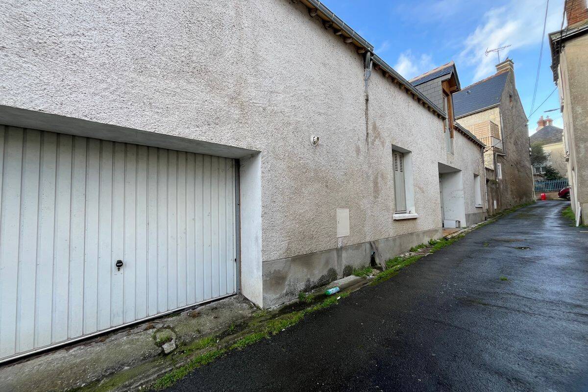 Maison à SAINT-MARTIN-LE-BEAU