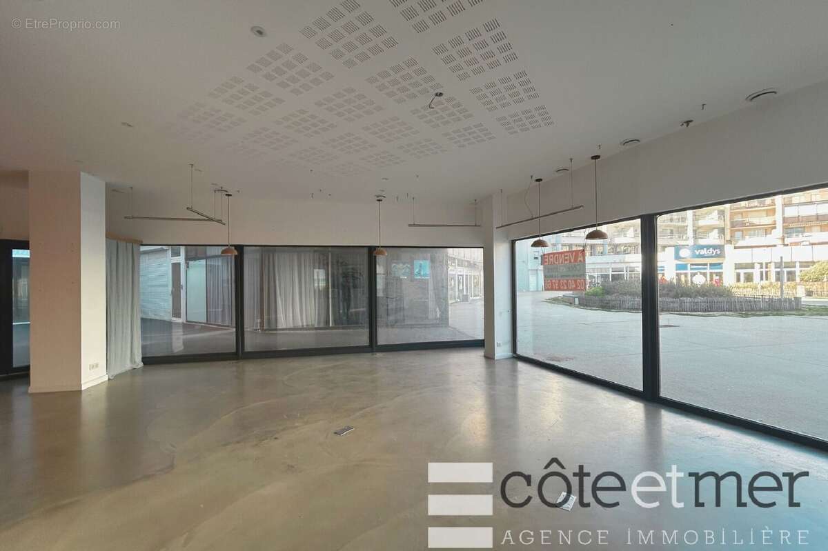 Commerce à PORNICHET