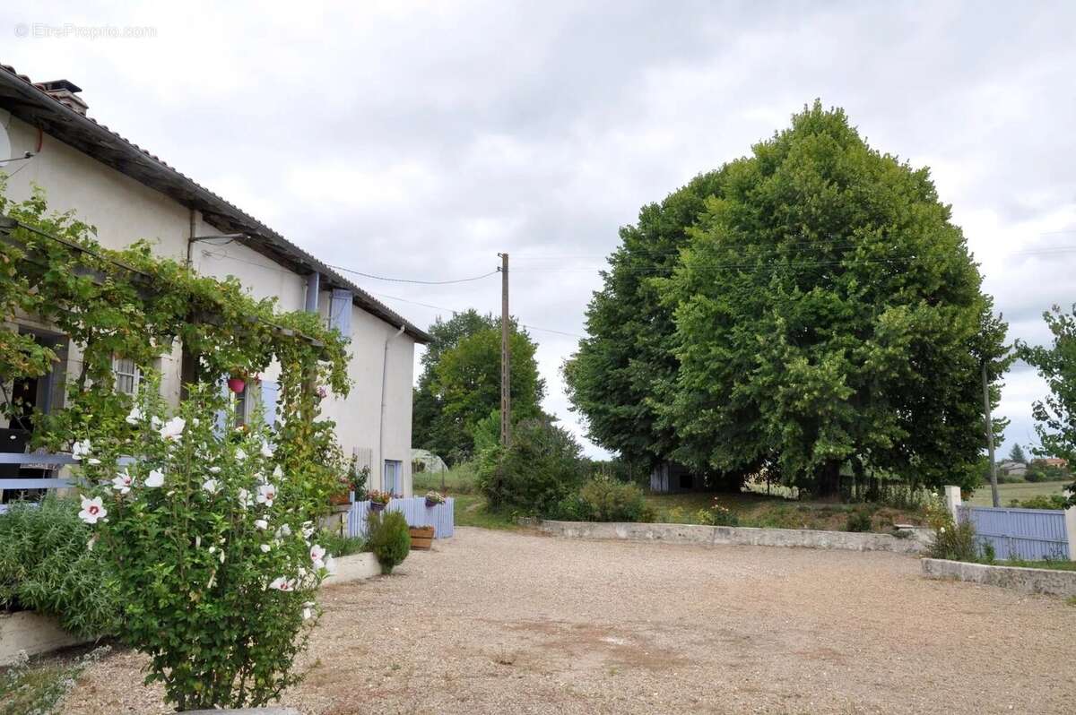 Maison à SAINT-SEVERIN
