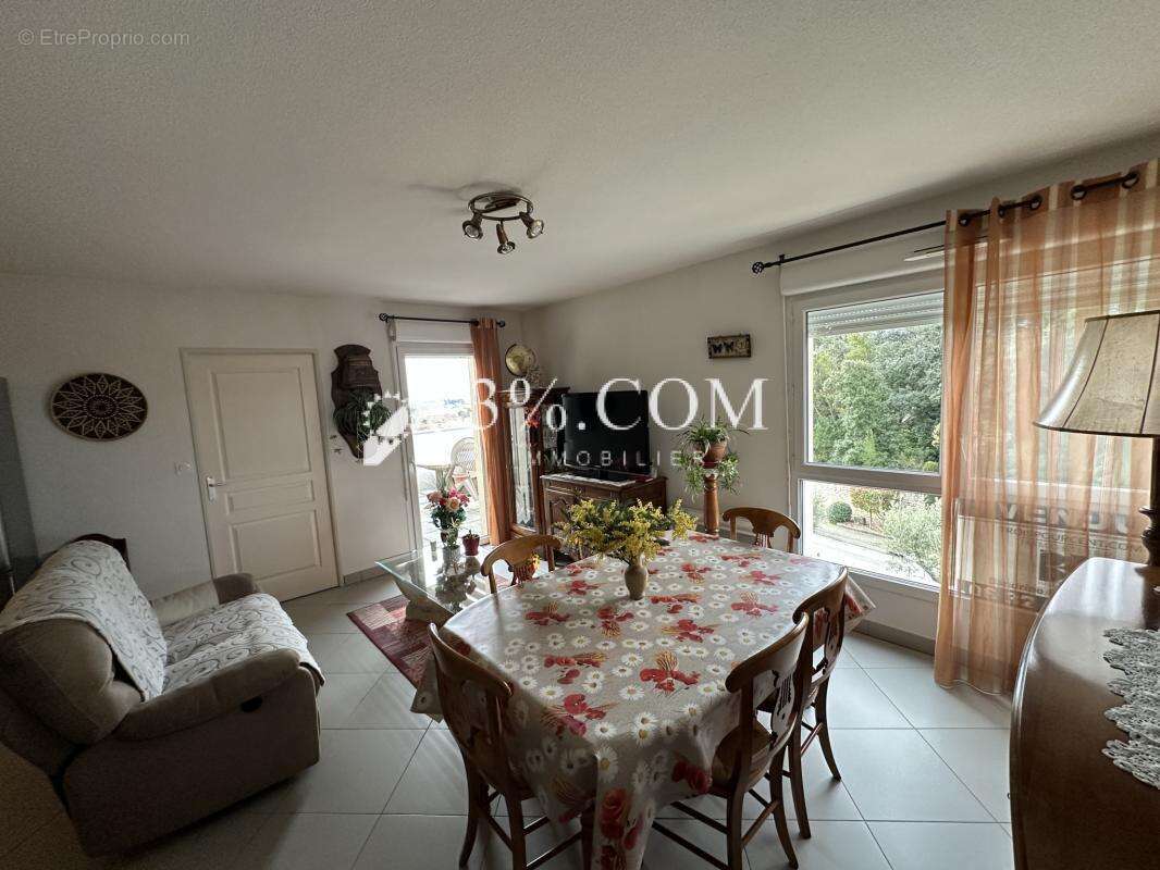 Appartement à SAINT-CHRISTOL-LES-ALES