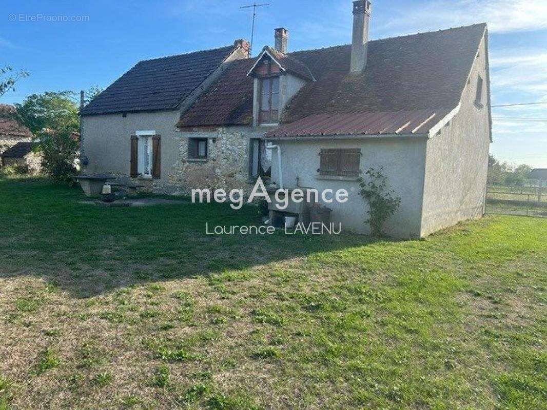 Maison à MOSNAY