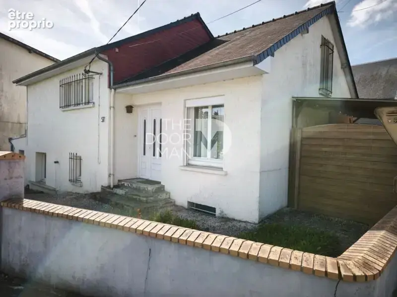Maison à MAYENNE