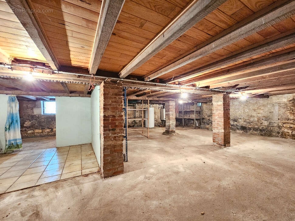 Maison à LA COURONNE