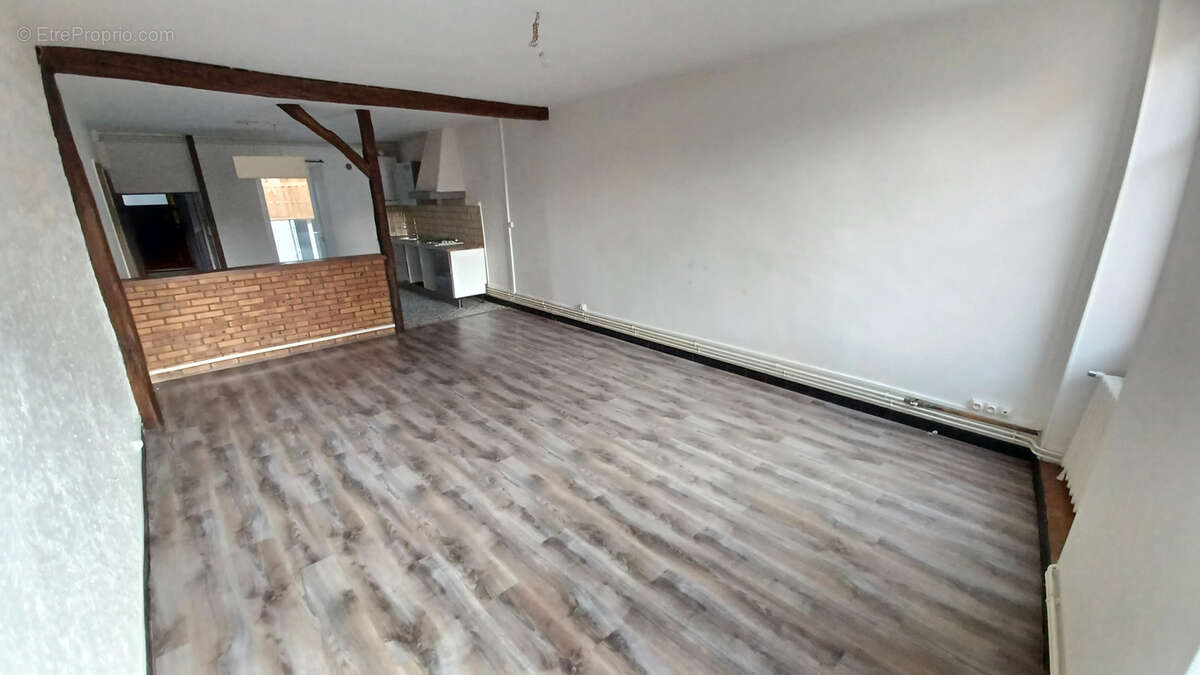 Appartement à LA CHARITE-SUR-LOIRE