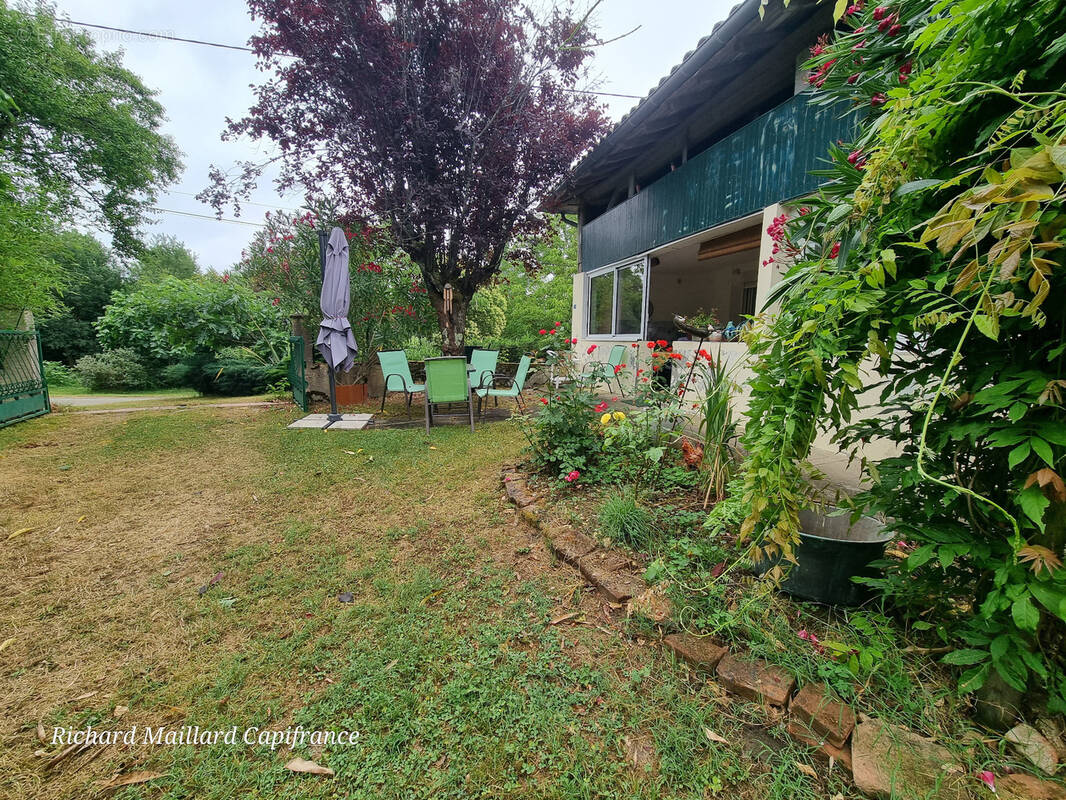 Maison à FINHAN