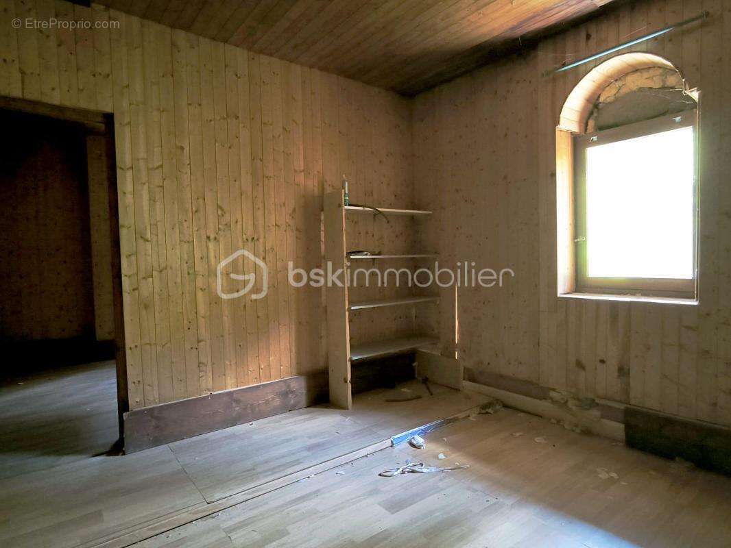 Appartement à MIEUSSY