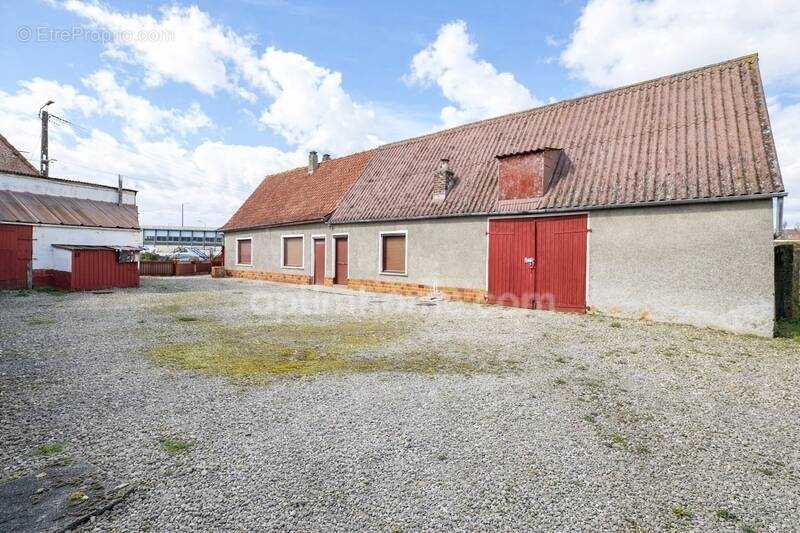 Maison à COUPELLE-NEUVE
