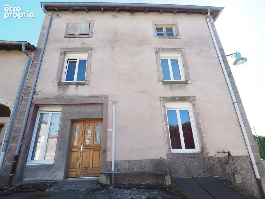 Maison de village - nombreuses dépendances - photo 18