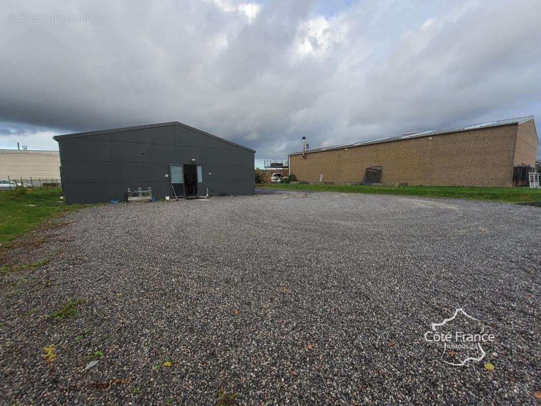 À VENDRE   Fonds et Murs Commerciaux Activité Traiteur   GIV - photo 3