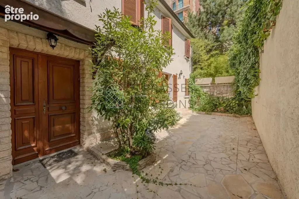 Maison à PARIS-13E