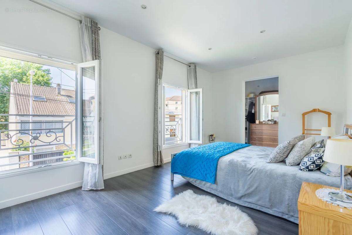 Maison à AULNAY-SOUS-BOIS