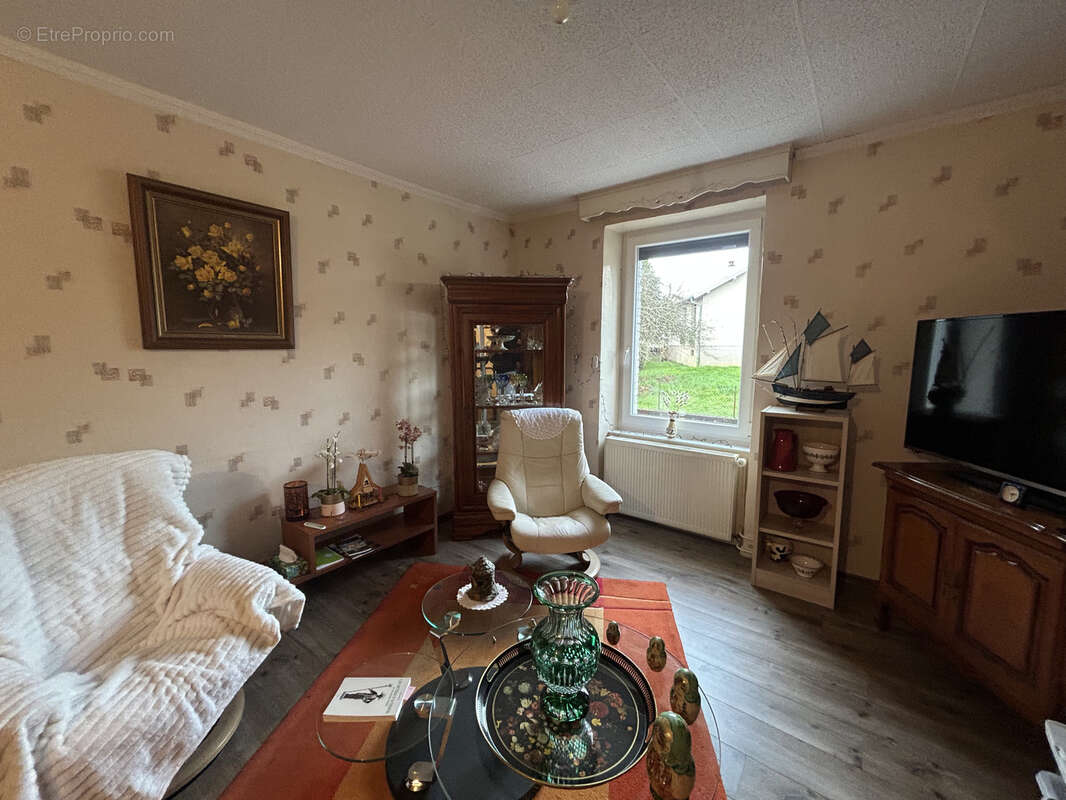 Maison à LUXEUIL-LES-BAINS