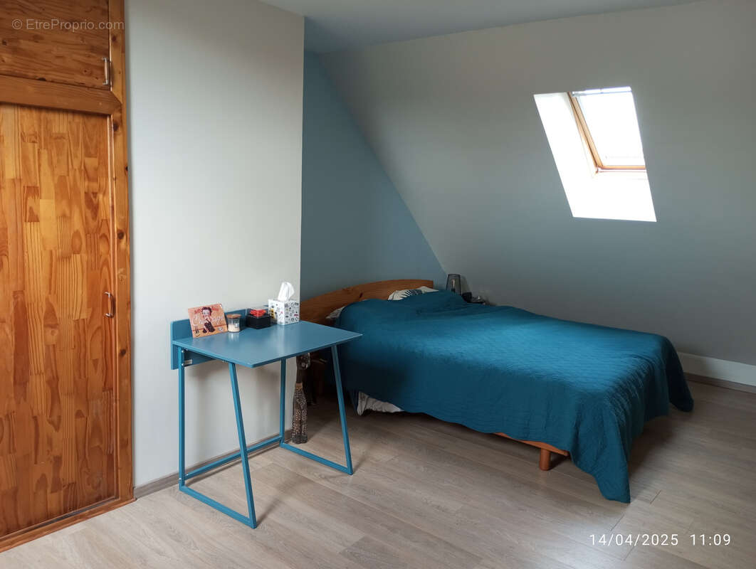 Maison à SAINT-HILAIRE-LA-GRAVELLE