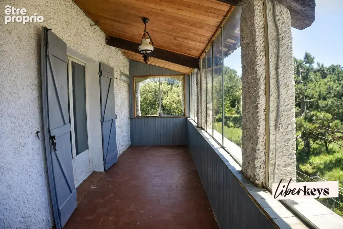Au calme absolu et dans un parc arboré, propriété 2 habitations, dépendances - photo 10