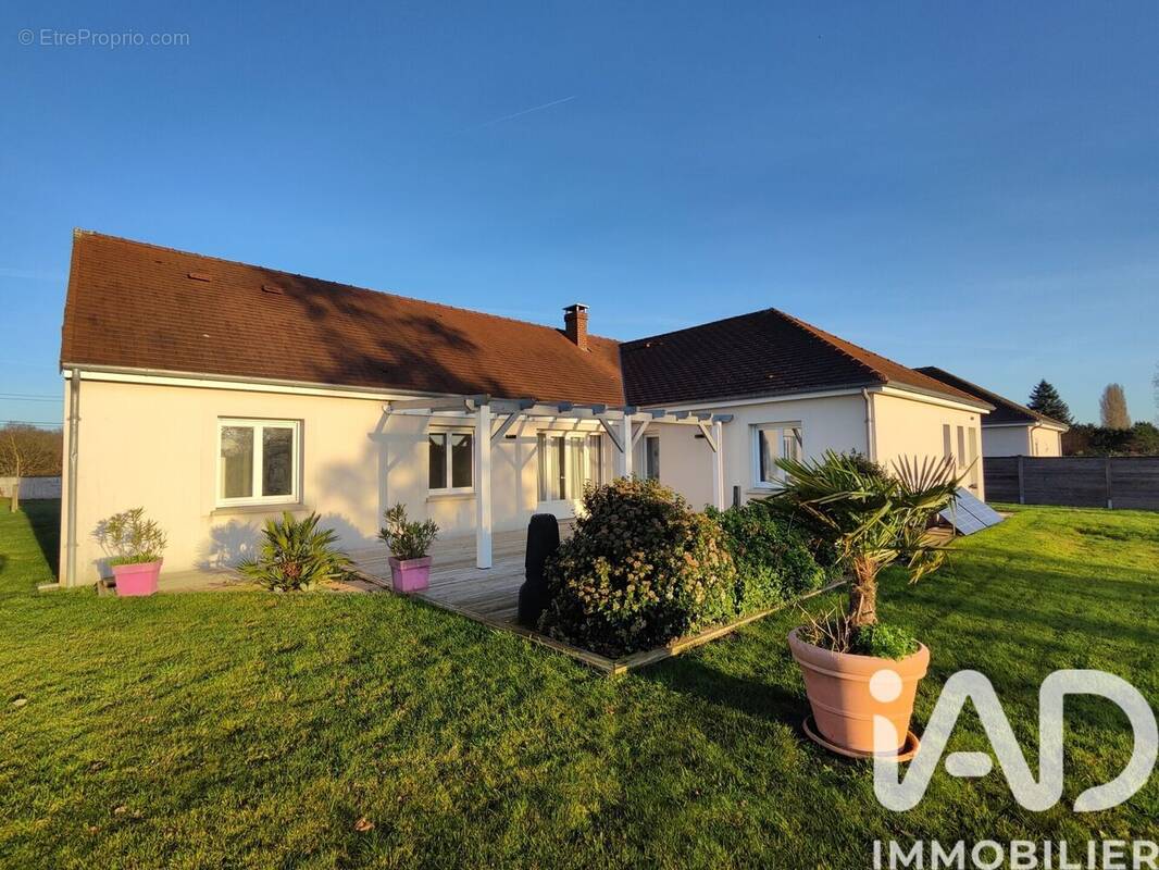 Photo 1 - Maison à CHANTEAU