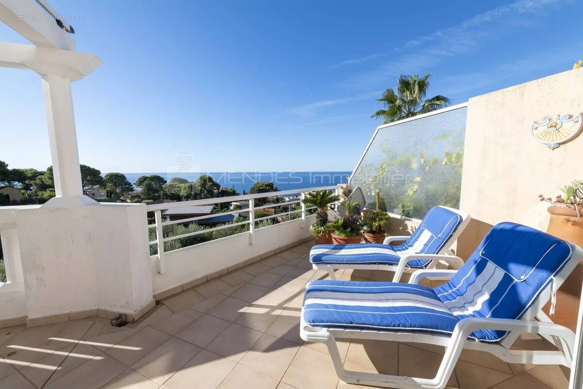 Appartement à CAP-D'AIL