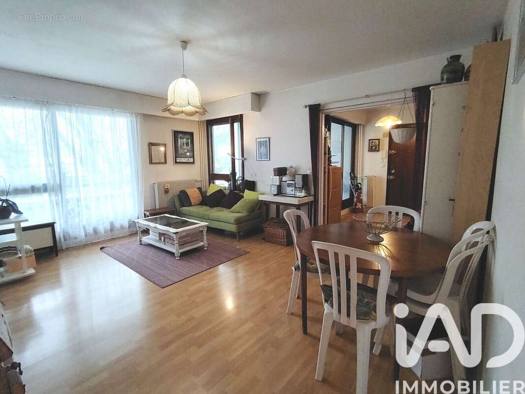 Photo 2 - Appartement à LES ULIS