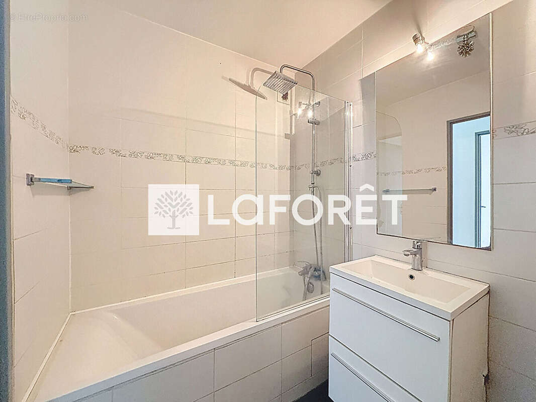 Appartement à MOISSY-CRAMAYEL