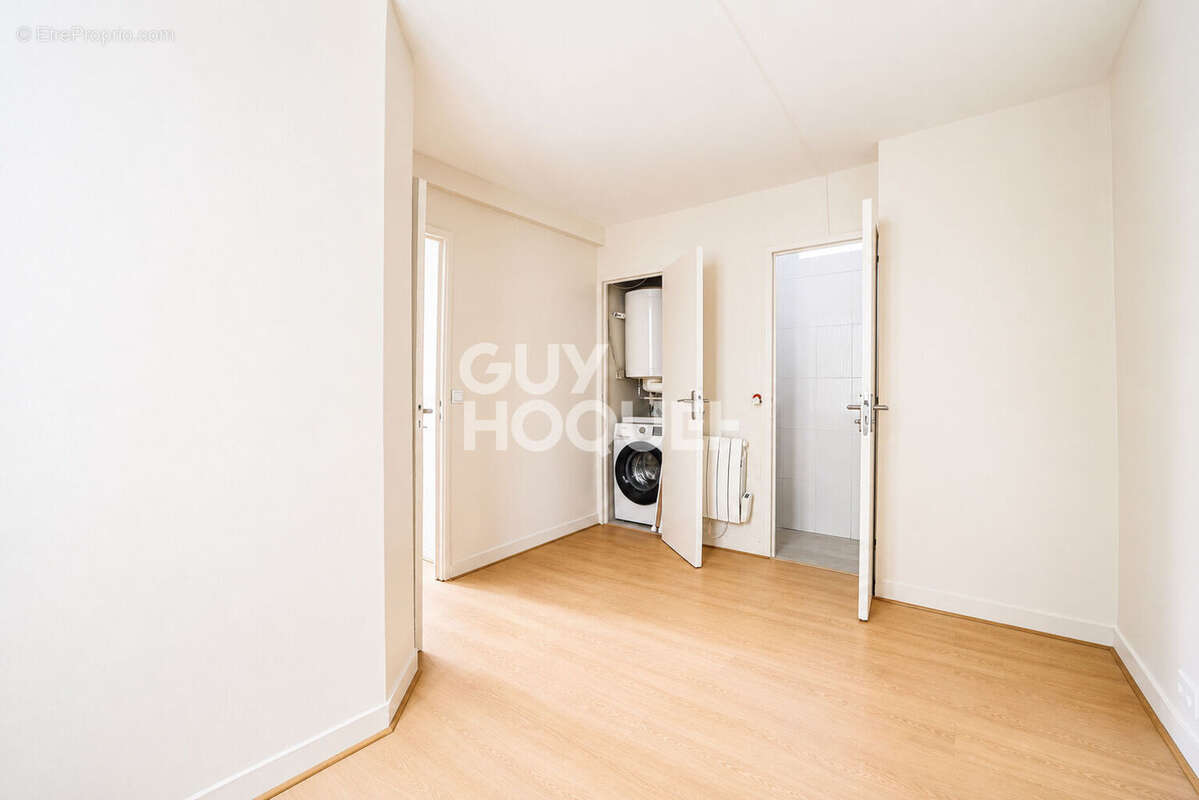 Appartement à PARIS-10E