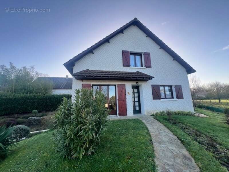 Maison à CHATELLERAULT
