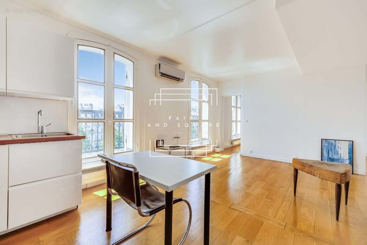 Appartement à NEUILLY-SUR-SEINE