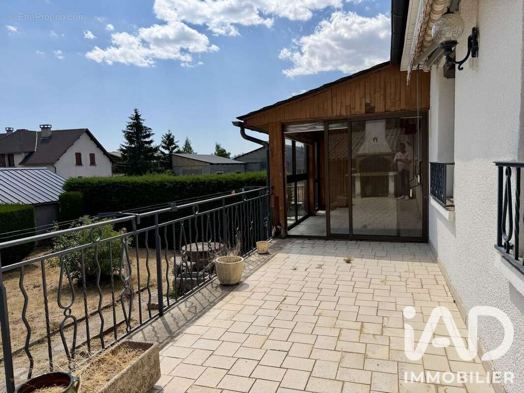 Maison 151 m² à Aumont-Aubrac  - photo 5