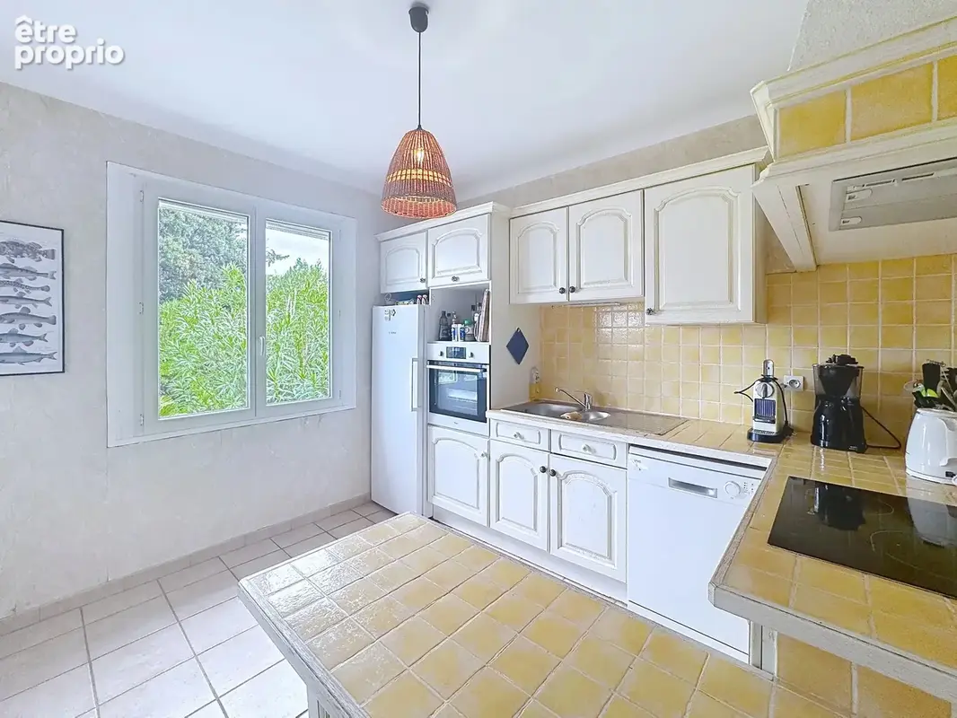 Maison de 150 m², piscine, 4 chambres, vue panoramique - photo 13