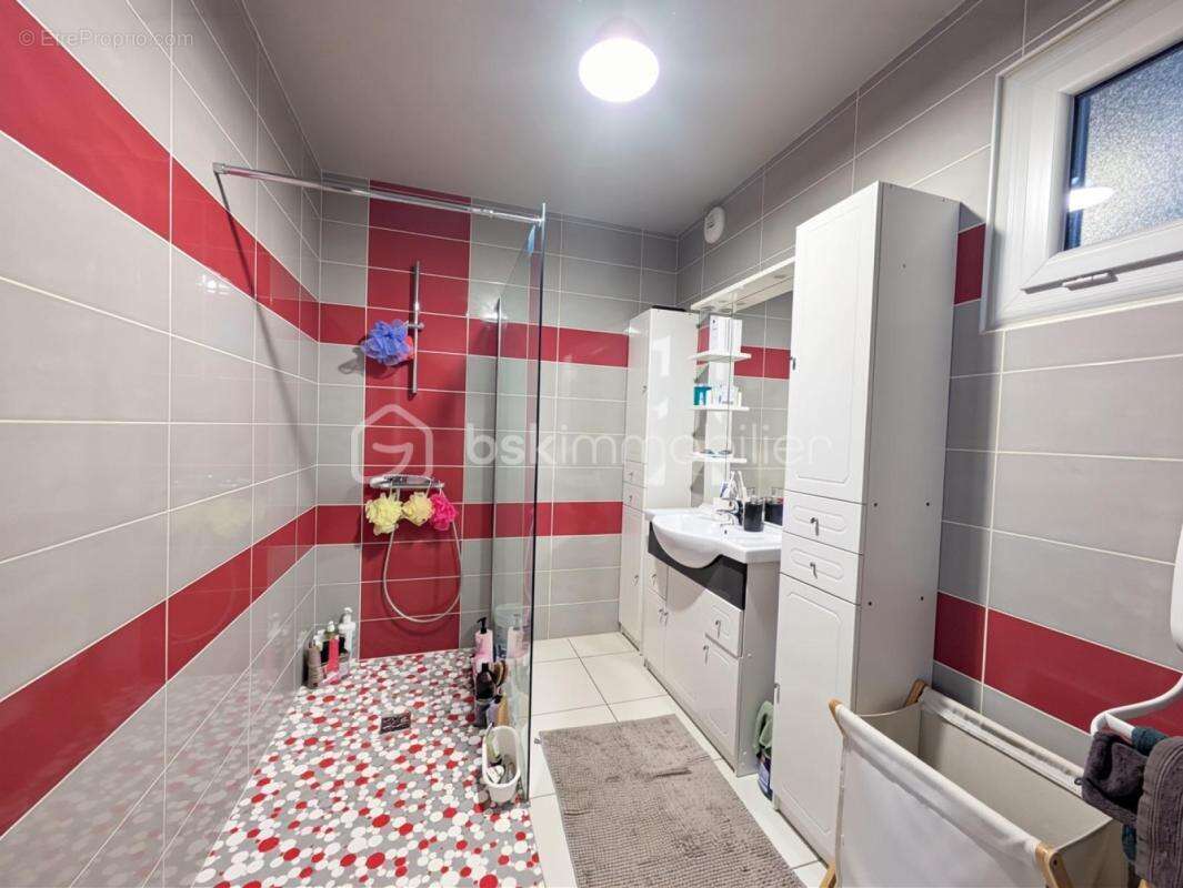 Maison à VIC-FEZENSAC