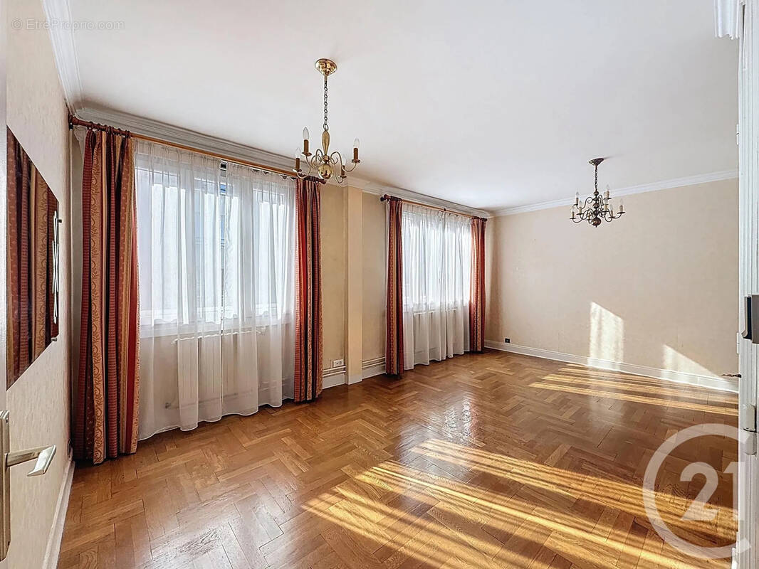 Appartement à LYON-3E