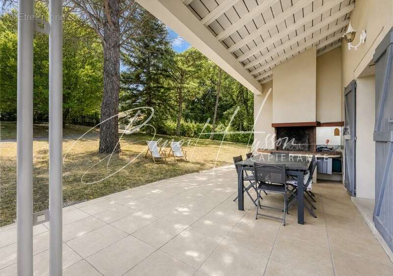 Maison familiale – 188m² – 5 chambres – jardin de plus de 3800m² - photo 3