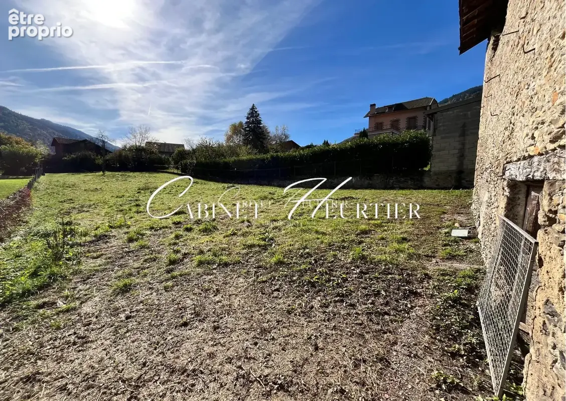 Terrain 700 m² à vendre à Allevard (38580) - photo 3