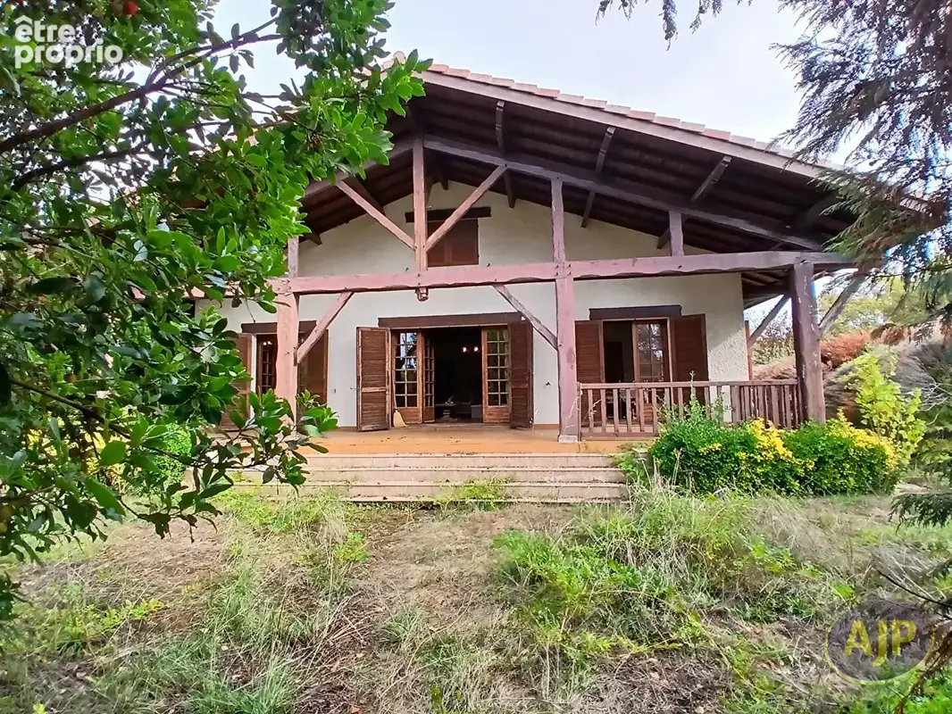 Maison à ARES