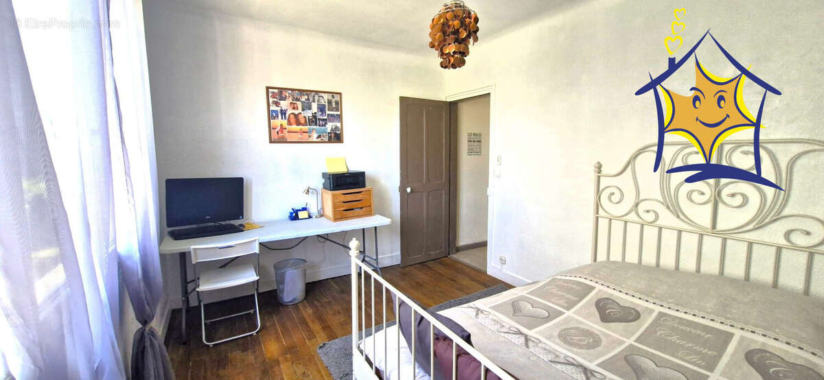 Maison à LE COUDRAY-MONTCEAUX