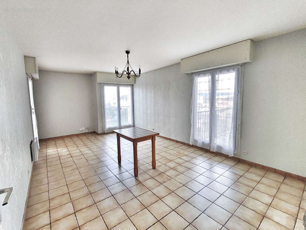 Appartement à TAVERNY