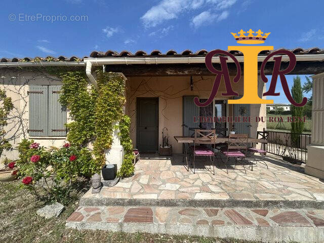 Maison à GARGAS