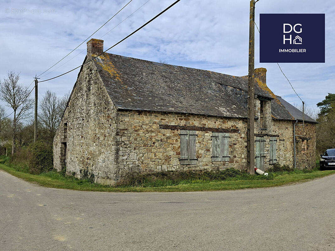 Maison à ERCE-EN-LAMEE