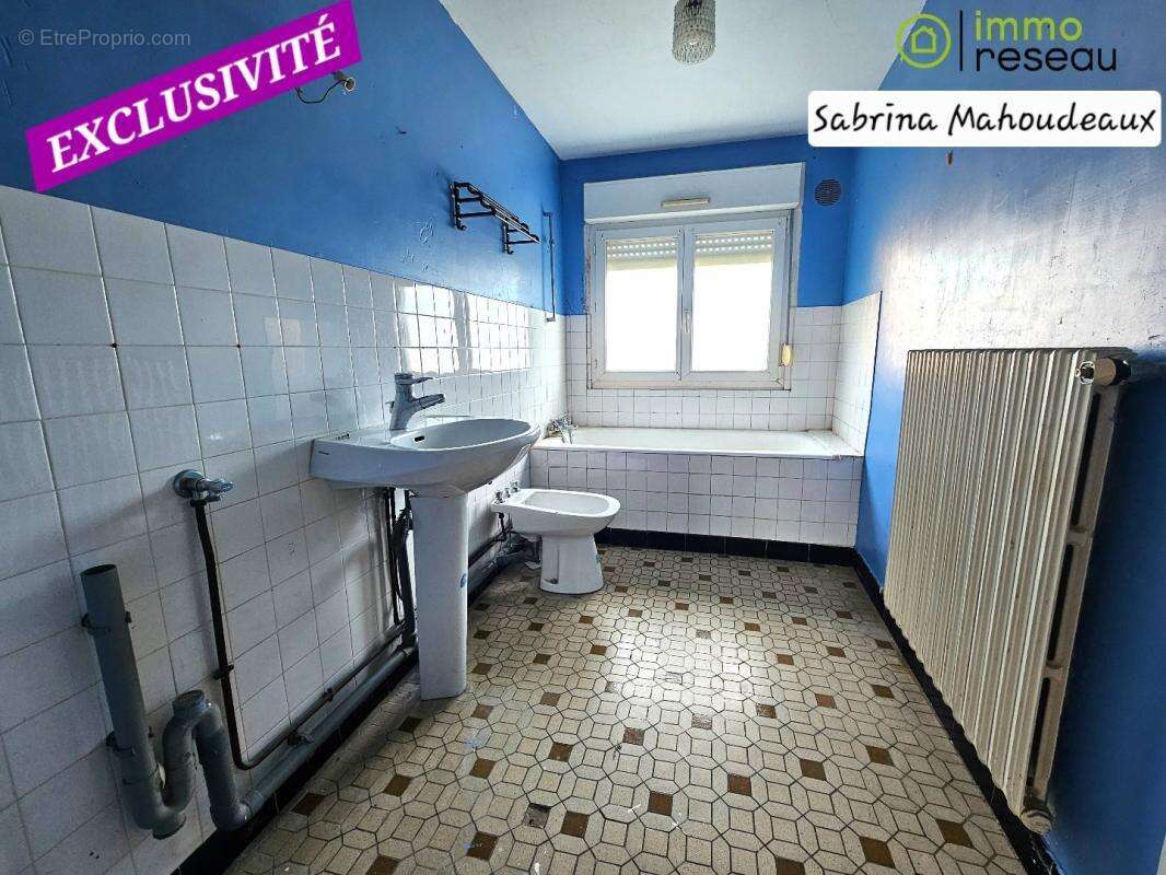 Maison à ETREAUPONT