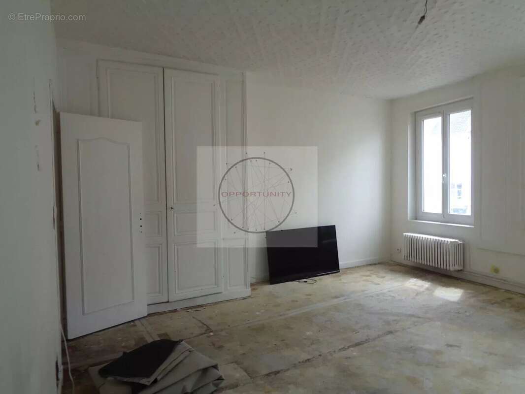 Appartement à LA FERTE-GAUCHER