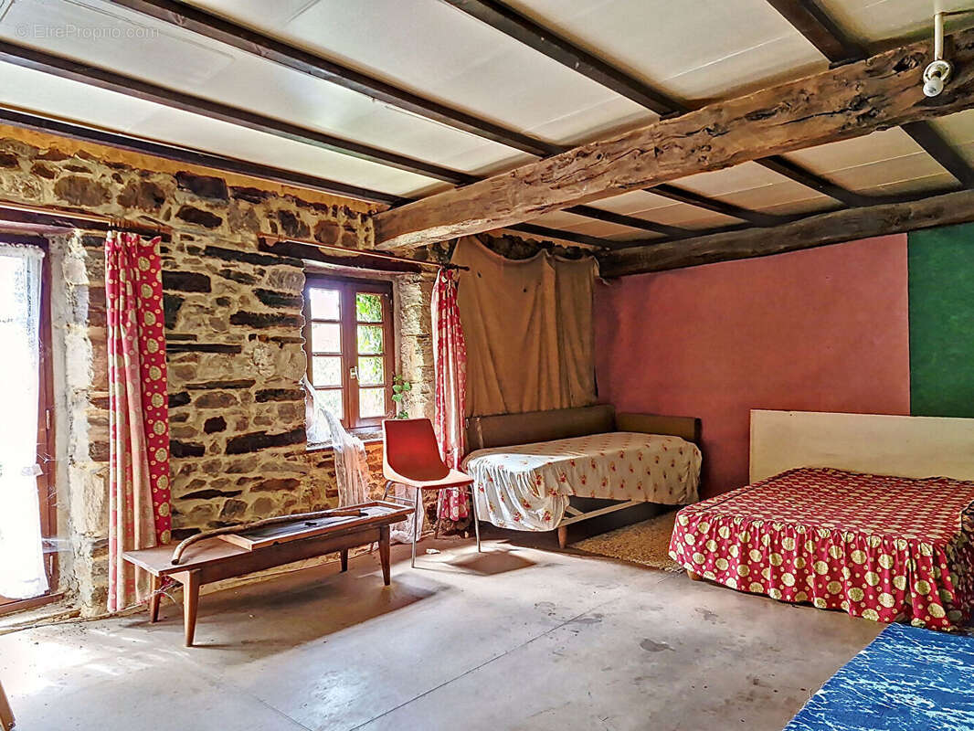 Maison à SAINT-MALO-DES-TROIS-FONTAINES