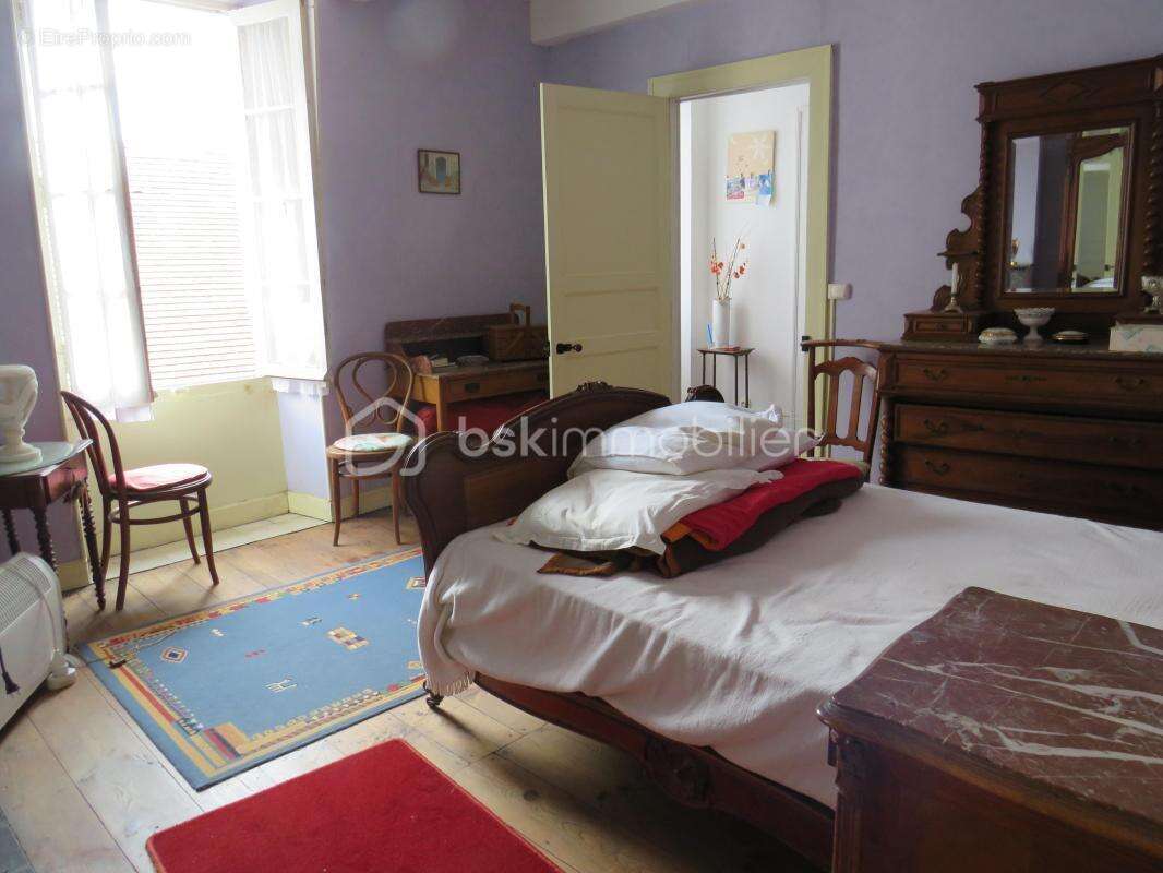 Maison de maître au centre de Garlin avec Patio - photo 18