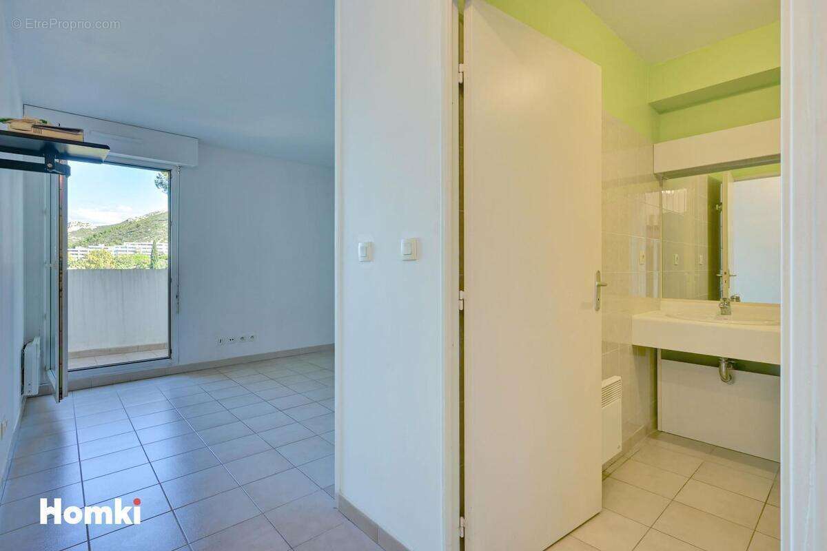 Appartement à MARSEILLE-9E