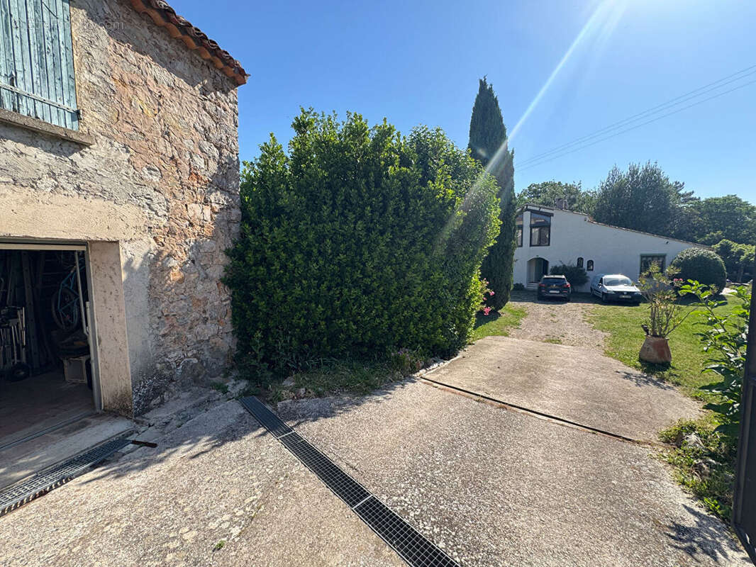 Maison à GONFARON