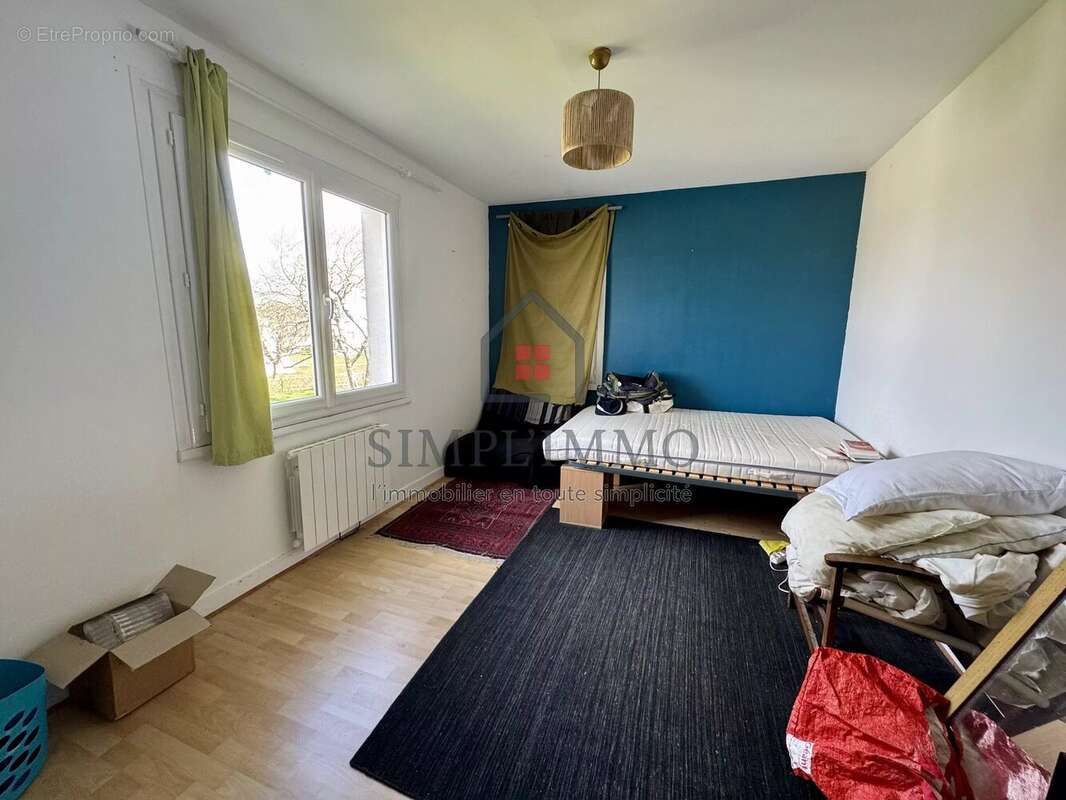 Maison à ECHILLAIS