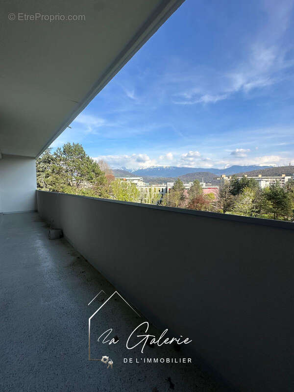 Appartement à ECHIROLLES